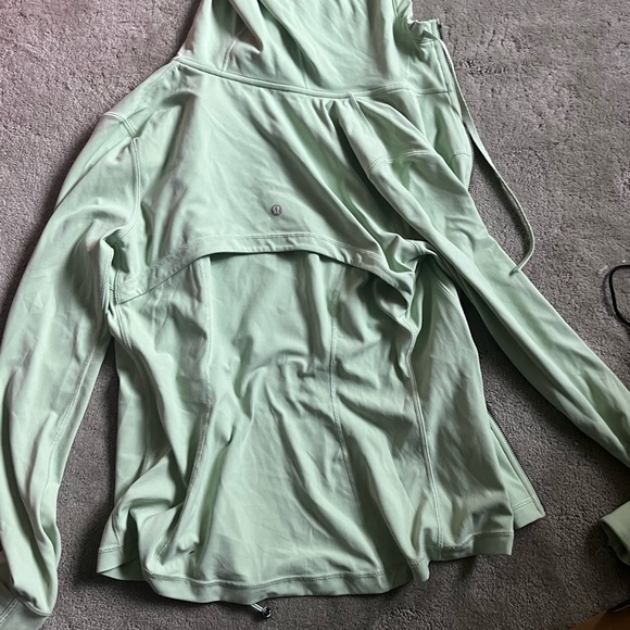 lululemon hooded define jacket - Picture 3 of 4